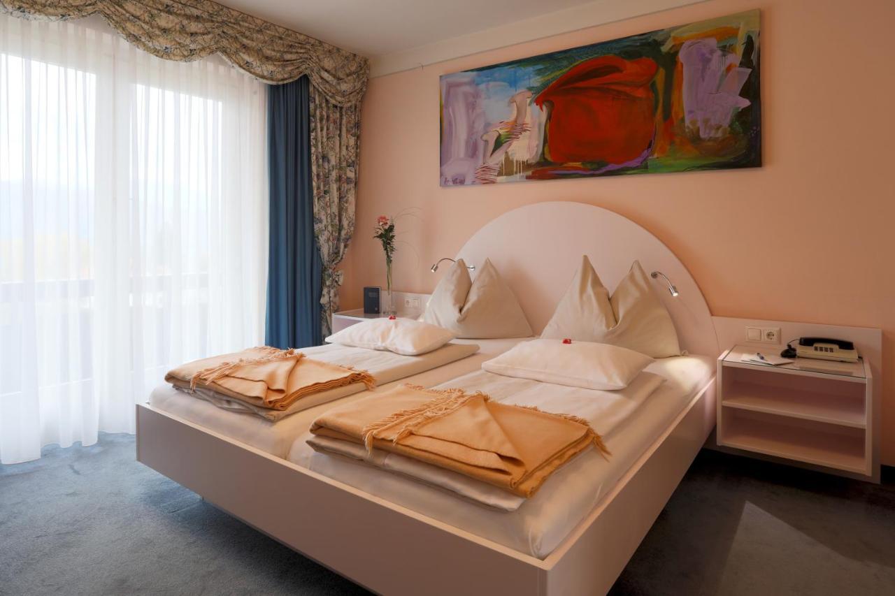 Hotel Zanker Döbriach Exteriör bild